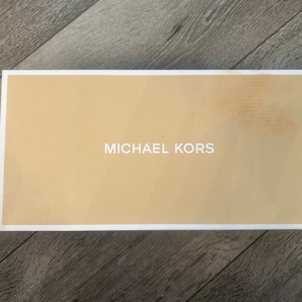 Michael Kors Women's Flats - Tan